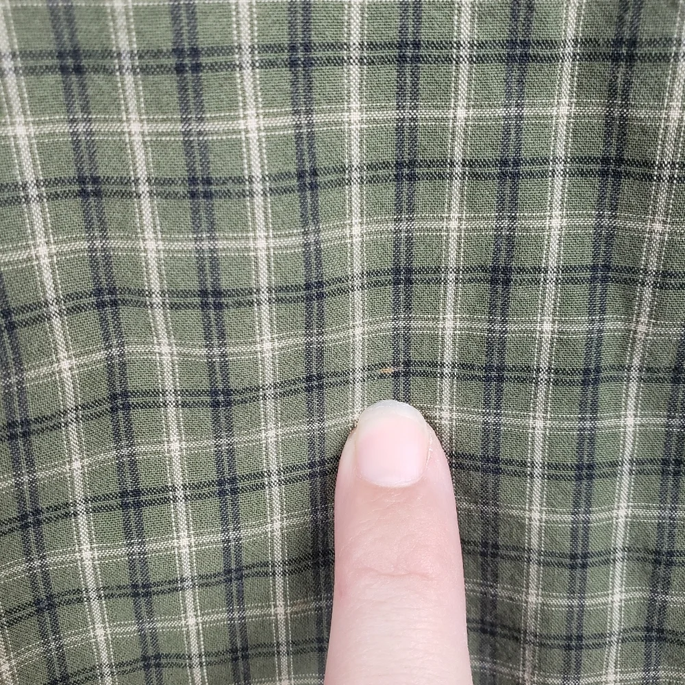Old Navy Mens Green Button Down Shirt Long Sleeve Size XL 100% Cotton Small Spot - Picture 3 of 10